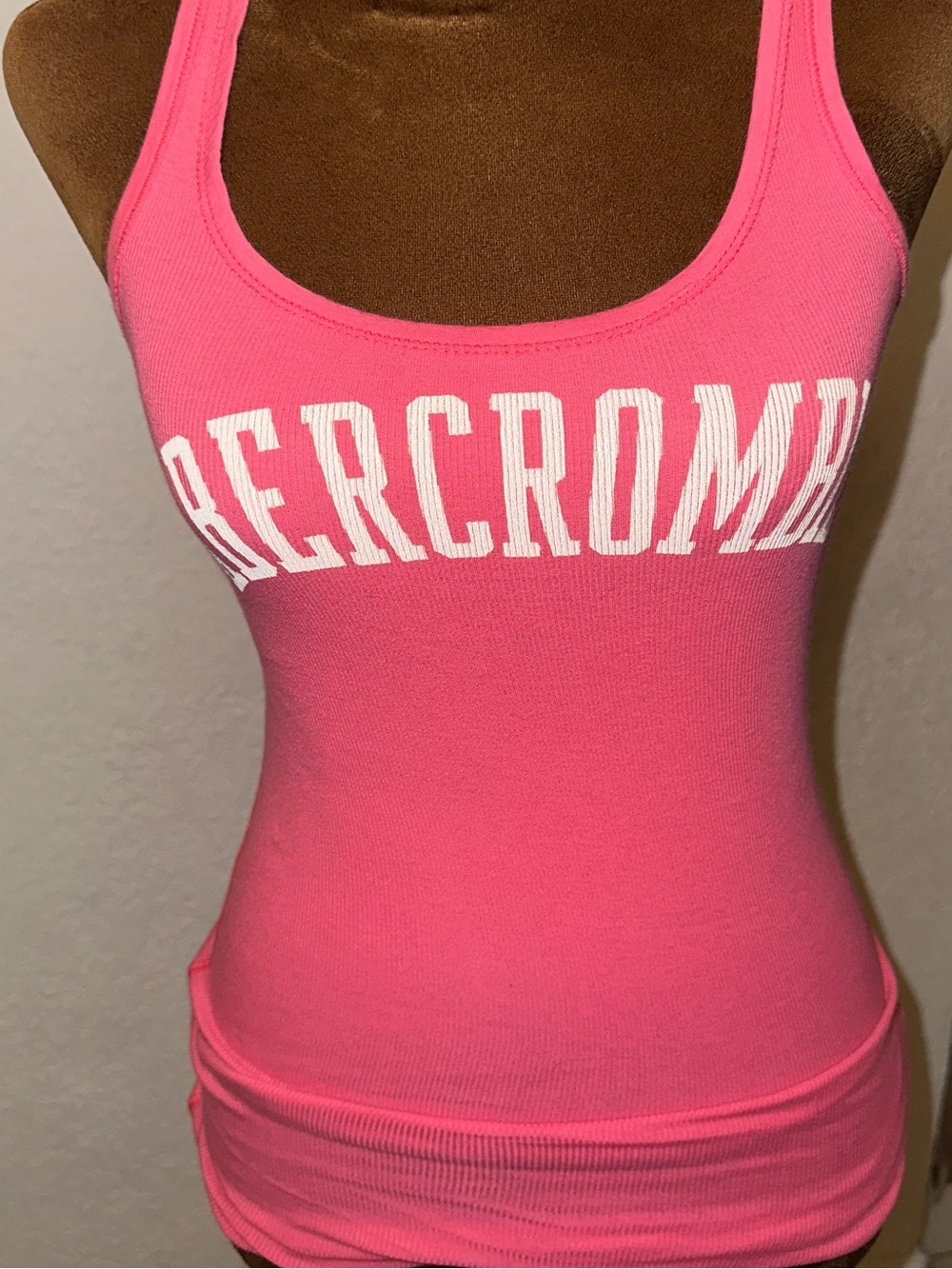 Abercrombie & Fitch Hot Pink Ribbed Logo Tank Y2K vintage size M